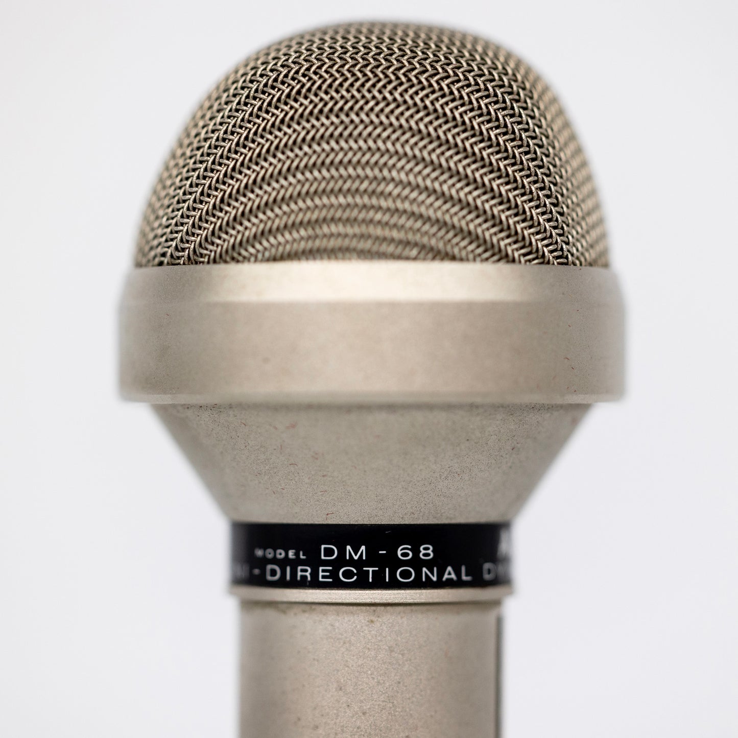 AIWA DM68 Dynamic Microphone