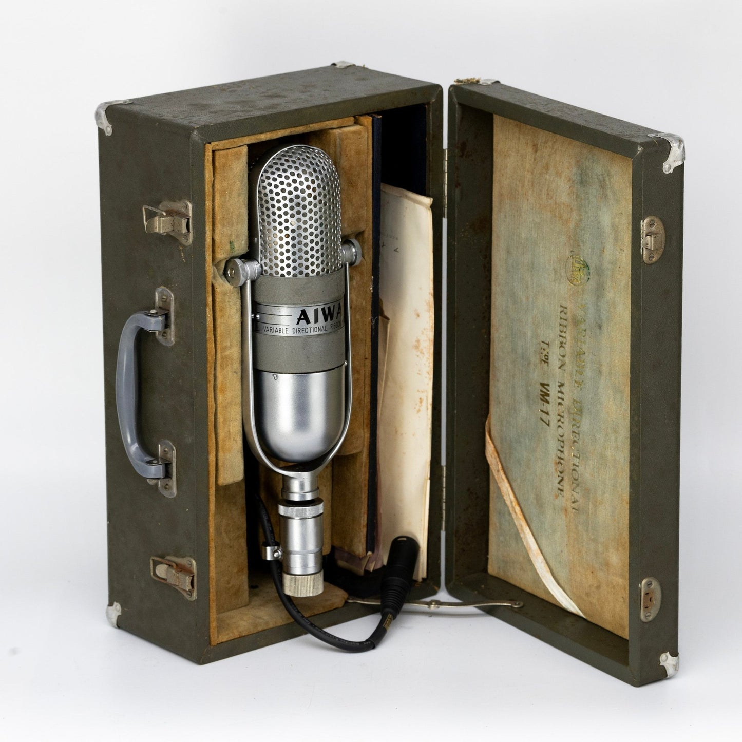 Aiwa VM17 - #6633 Ribbon Microphone