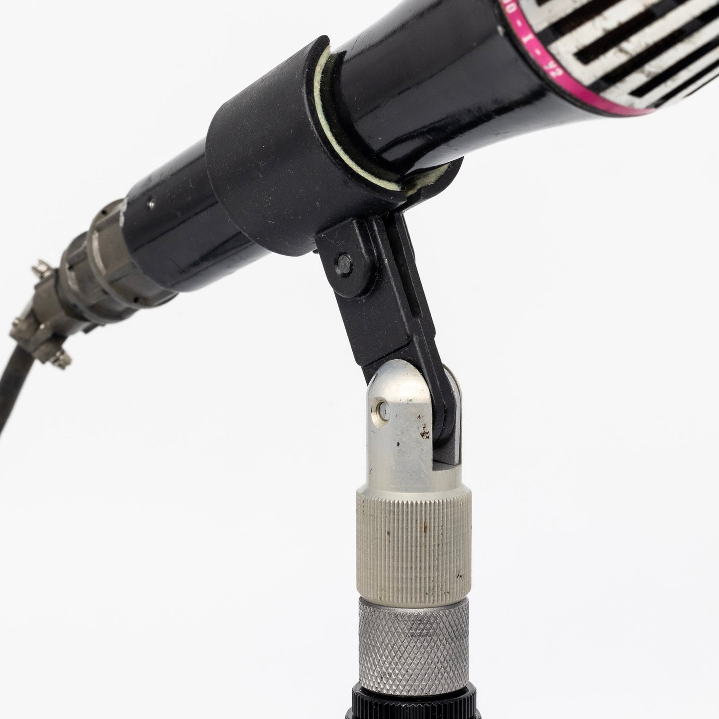 LOMO MD-300-I-Y2. Dynamic Microphone