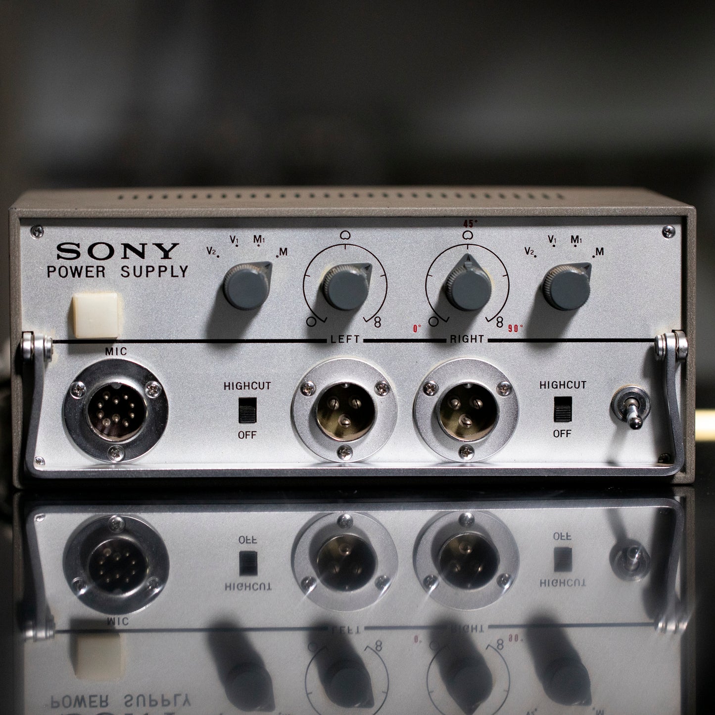 Sony C220a