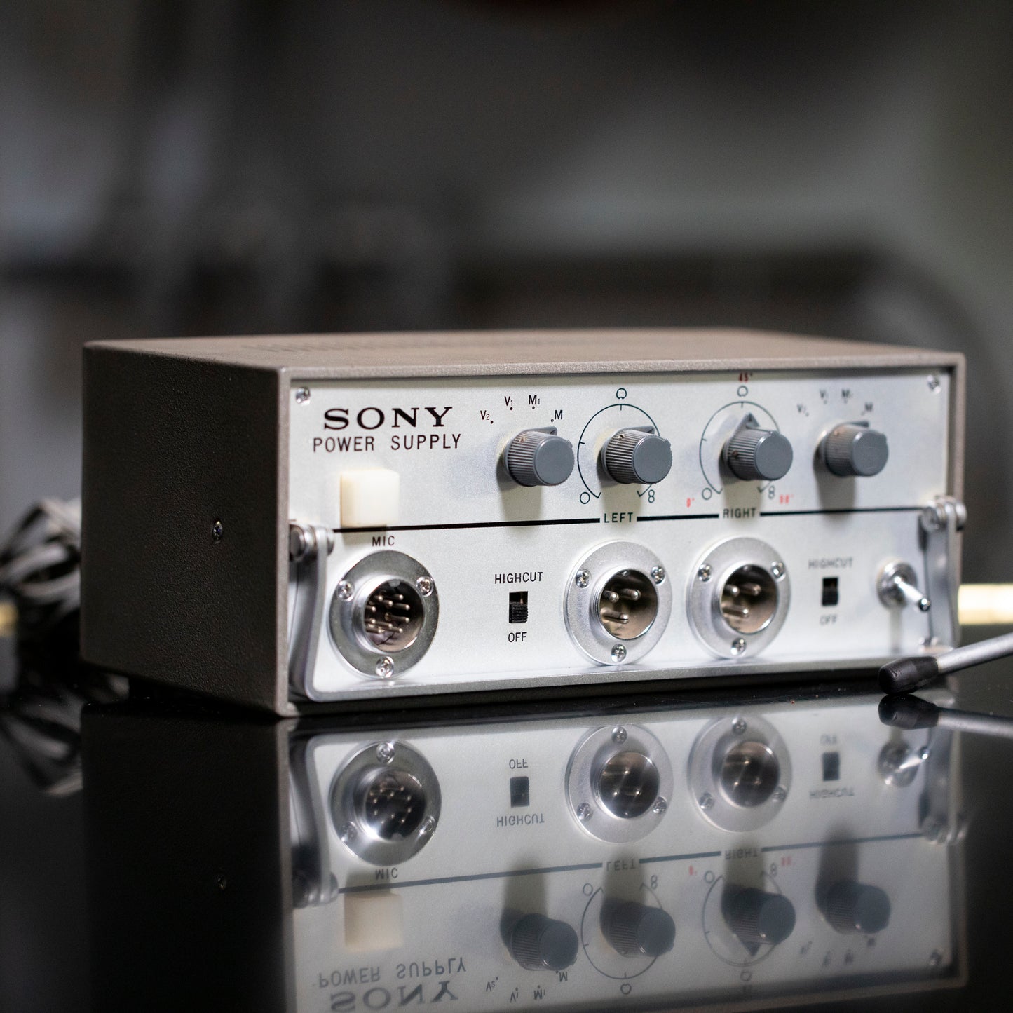 Sony C220a