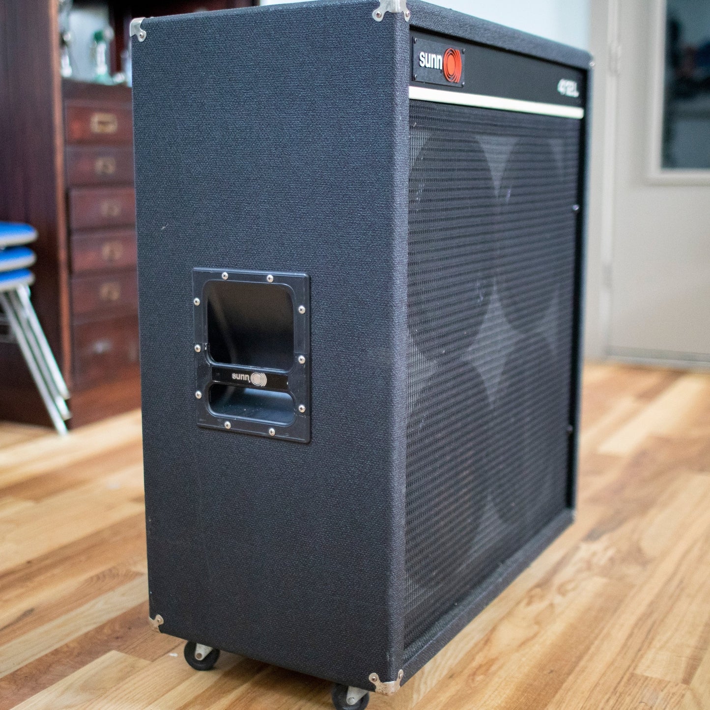 Sunn 412L Guitar Speaker Cabinet