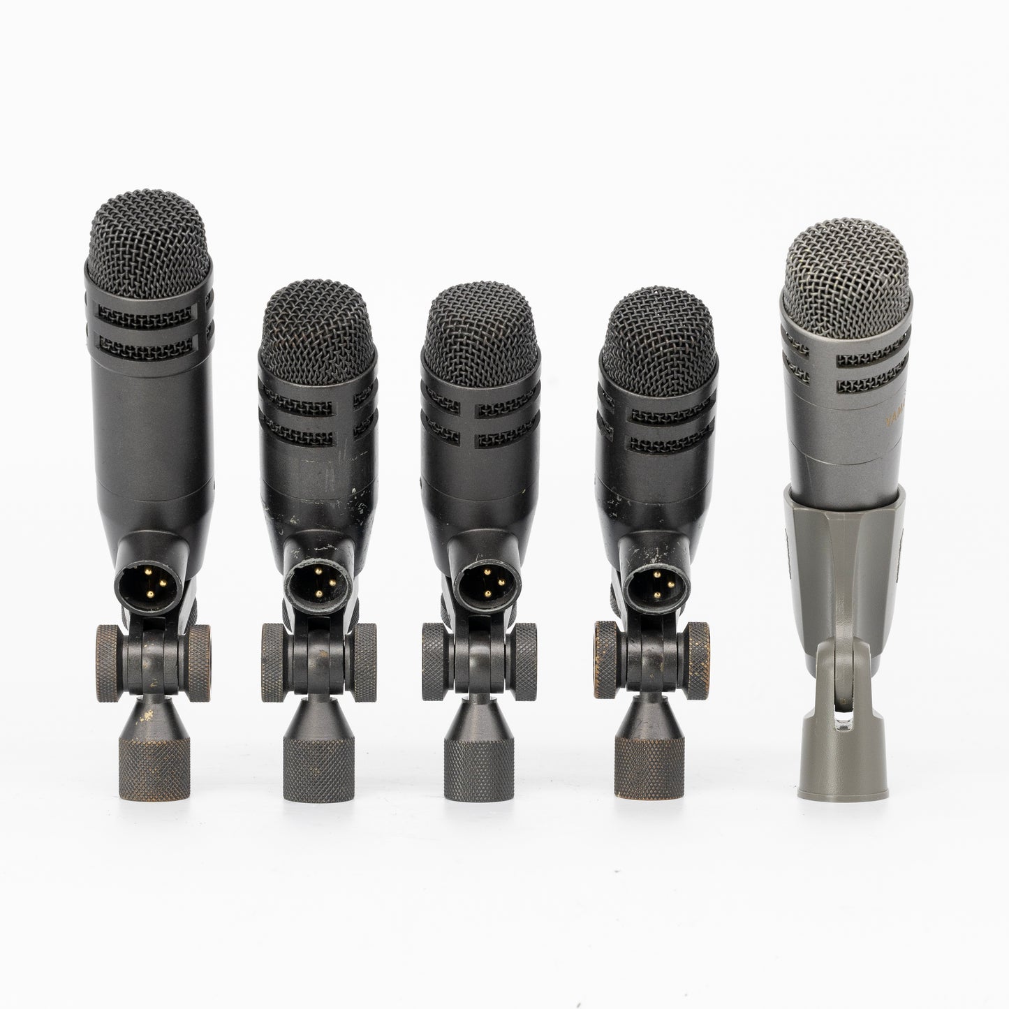 Yamaha Drum Mic Kit: MZ204 + MZ105be + 3 x MZ205be Dynamic Microphone