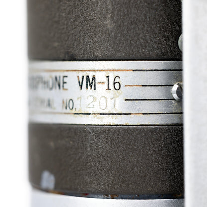 Aiwa VM16 #1201 caps logo Ribbon Microphone