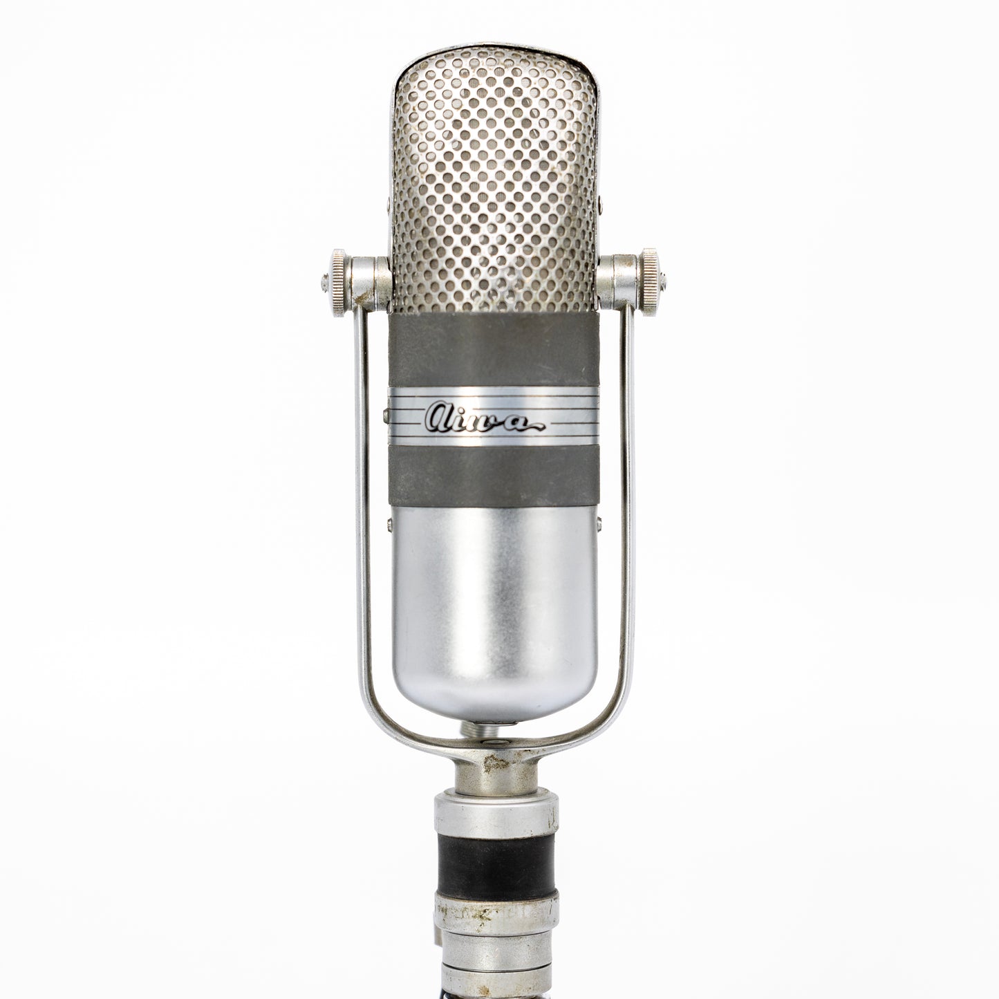 Aiwa VM16 #601 script logo Ribbon Microphone