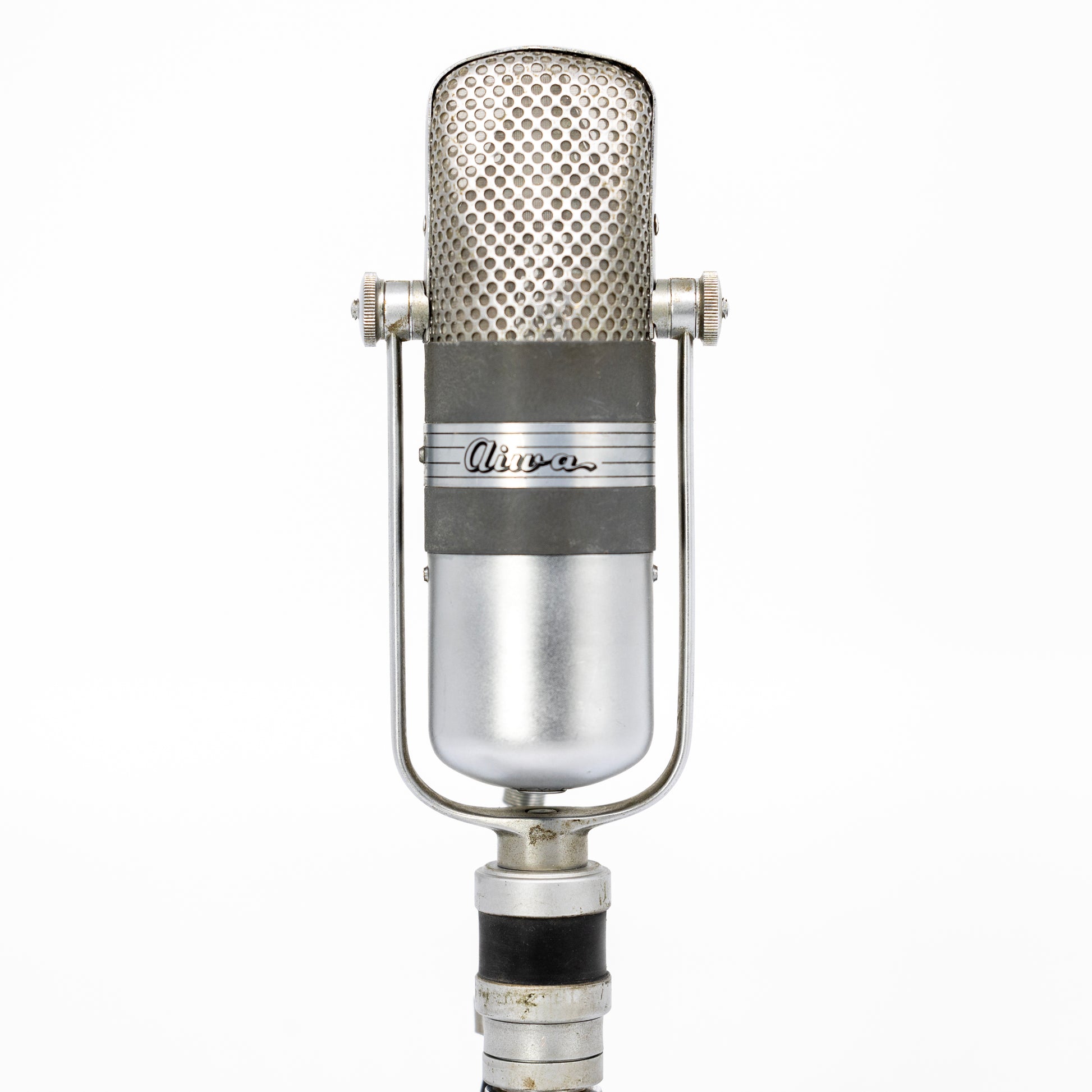 Aiwa VM16 #601 script logo Ribbon Microphone