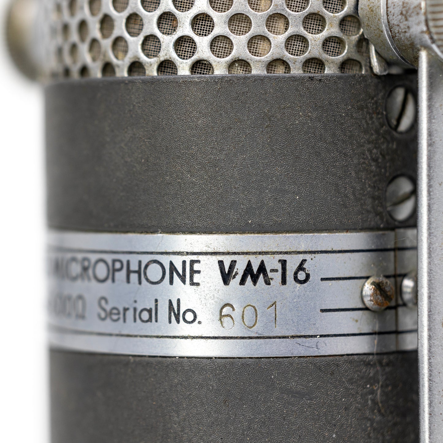 Aiwa VM16 #601 script logo Ribbon Microphone
