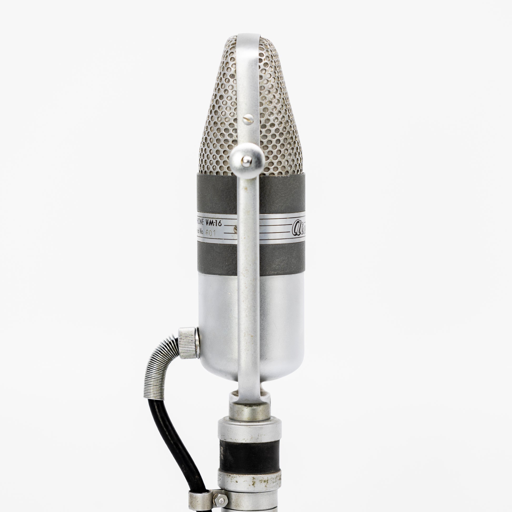 Aiwa VM16 #601 script logo Ribbon Microphone