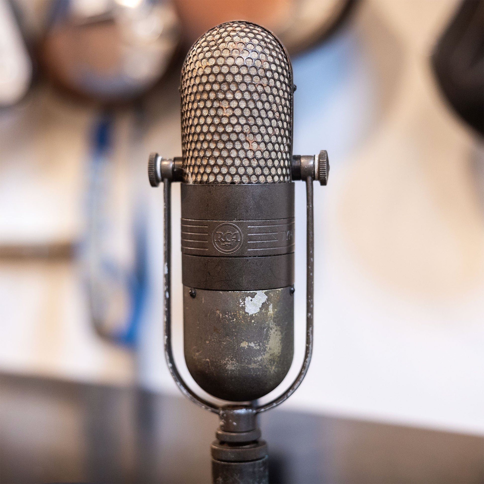 RCA 77DX Ribbon Microphone