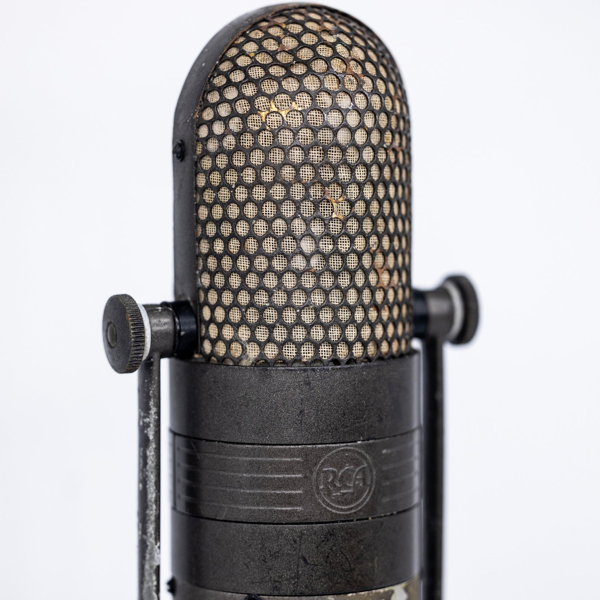 RCA 77DX Ribbon Microphone