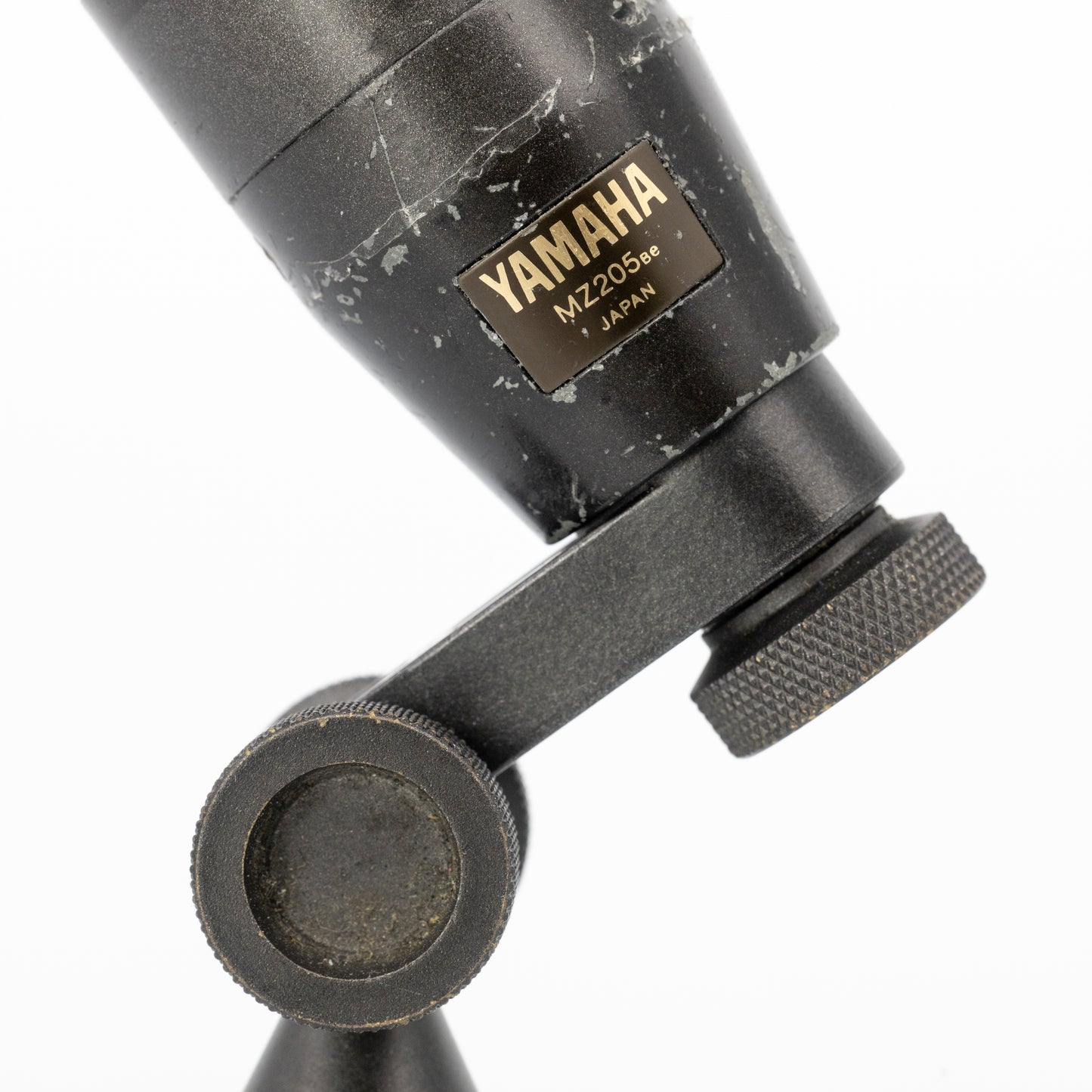 Yamaha Drum Mic Kit: MZ204 + MZ105be + 3 x MZ205be Dynamic Microphone